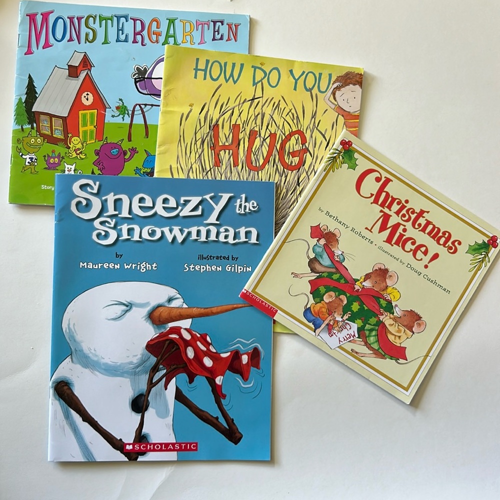 Lot of 4 scholastic children’s books